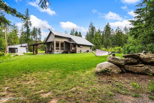 320 Coyote Creek Ln, Sandpoint, ID, 83864-9168 | Card Image