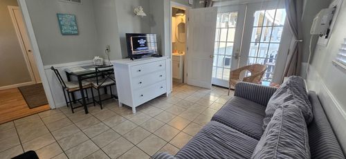 apt-45-12 G St, Hampton, NH, 03842-2959 | Card Image