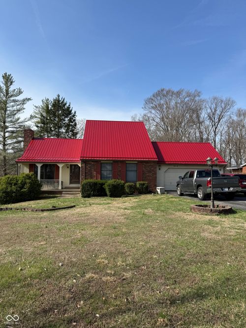 613 N Shady Ln, North Vernon, IN, 47265-8092 | Card Image