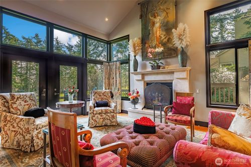 5660 Sanderling Way, Blaine, WA, 98230-9333 | Card Image