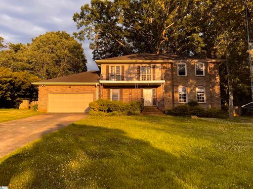 221 Devon Dr, Mauldin, SC, 29662-1915 | Card Image