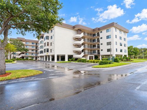 311-8000 Hampton Blvd, North Lauderdale, FL, 33068-5617 | Card Image