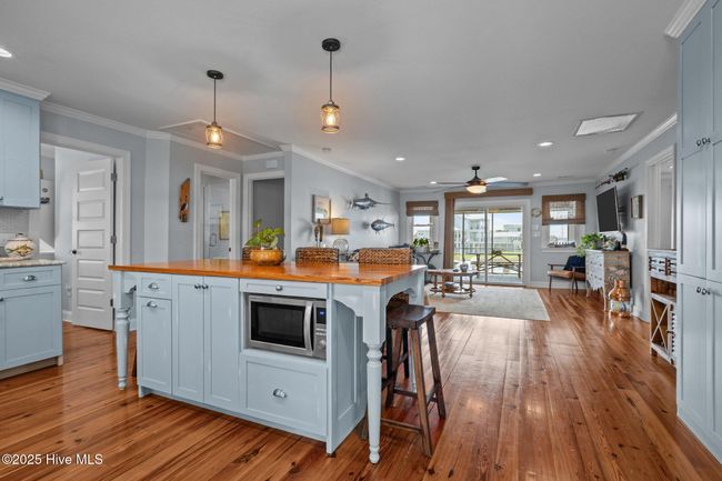 141 Bay View Blvd, House other with 3 bedrooms, 3 bathrooms and 1 parking in Atlantic Beach NC | Image 4
