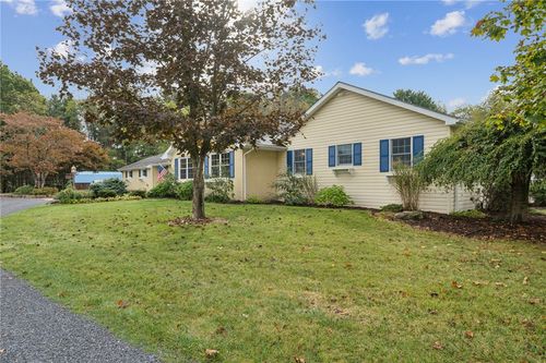 2 Deerfield Ln, White Twp, PA, 15701 | Card Image