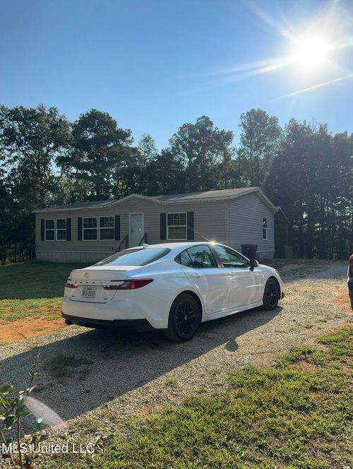 1113 New Salem Rd, Pontotoc, MS, 38863-7105 | Card Image