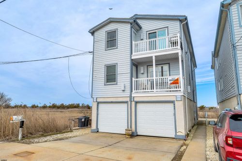 1st-fl-3904 West Ave, Ocean City, NJ, 08226 | Card Image