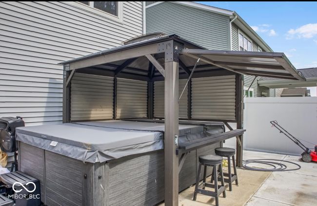 210 Lynnette Way, House other with 5 bedrooms, 3 bathrooms and null parking in Cumberland IN | Image 24