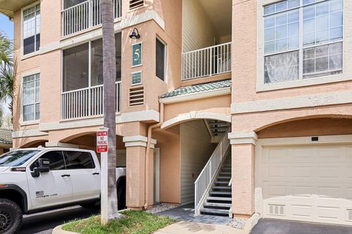 5302 Bay Club Cir, TAMPA, FL, 33607-5949 | Card Image