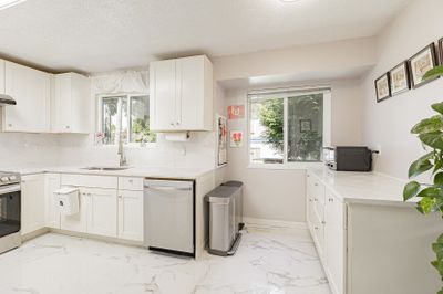 8551 Demorest Dr, House other with 4 bedrooms, 2 bathrooms and 3 parking in Richmond BC | Image 2