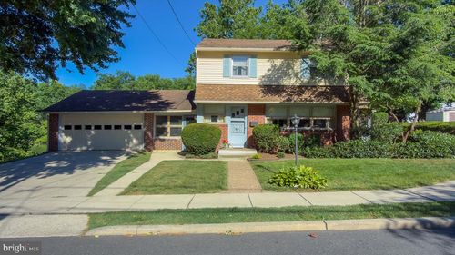 146 N Maple St, Woodbury, NJ, 08096-1837 | Card Image