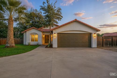 702 S Ruth St, Porterville, CA, 93257-5649 | Card Image