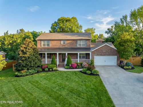 7025 Deane Hill Dr, Knoxville, TN, 37919-5948 | Card Image