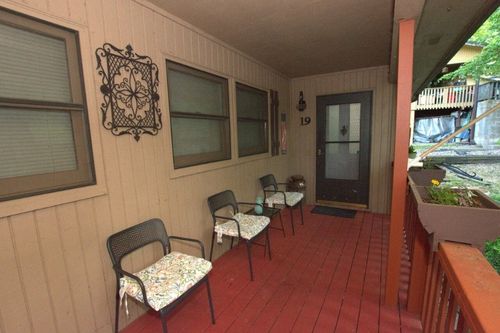 19 Annette Ln, Bella Vista, AR, 72715-8147 | Card Image