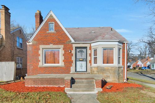 8550 W Outer Dr, Detroit, MI, 48219-3571 | Card Image