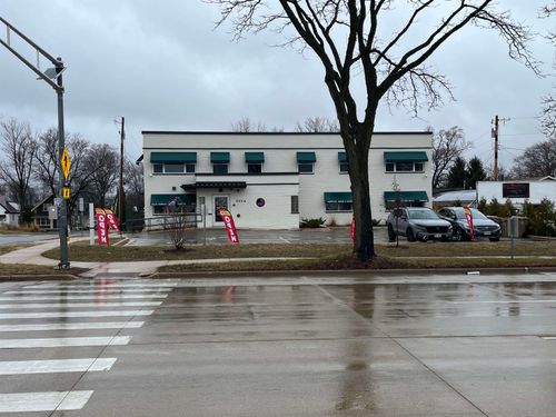 200-1605 Schmedeman Ave, Madison, WI, 53704-4167 | Card Image