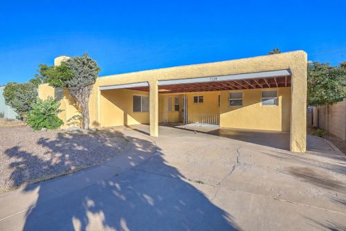 7738 Haines Ave Ne, Albuquerque, NM, 87110-5518 | Card Image