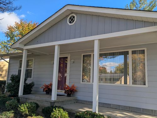 314 N Lester St, Capac, MI, 48014-3138 | Card Image