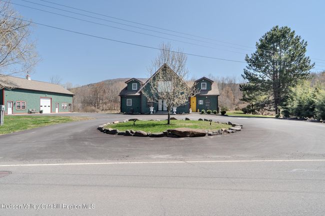 APT-2 - 52 County Rd, Condo with 2 bedrooms, 2 bathrooms and null parking in Windham NY | Image 5