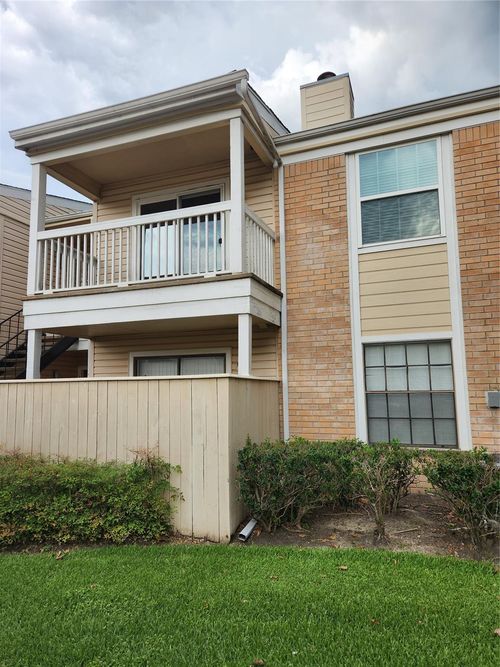 apt-304-2750 Holly Hall St, Houston, TX, 77054-4147 | Card Image