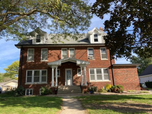 1-216 W Main St, Sun Prairie, WI, 53590-2967 | Card Image