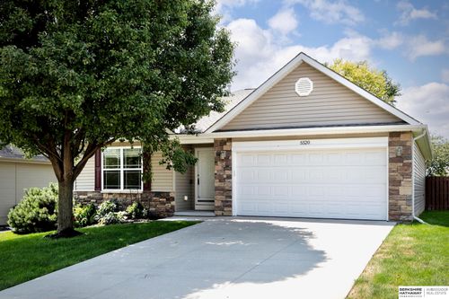 5520 N 151st Street, Omaha, NE, 68116 | Card Image