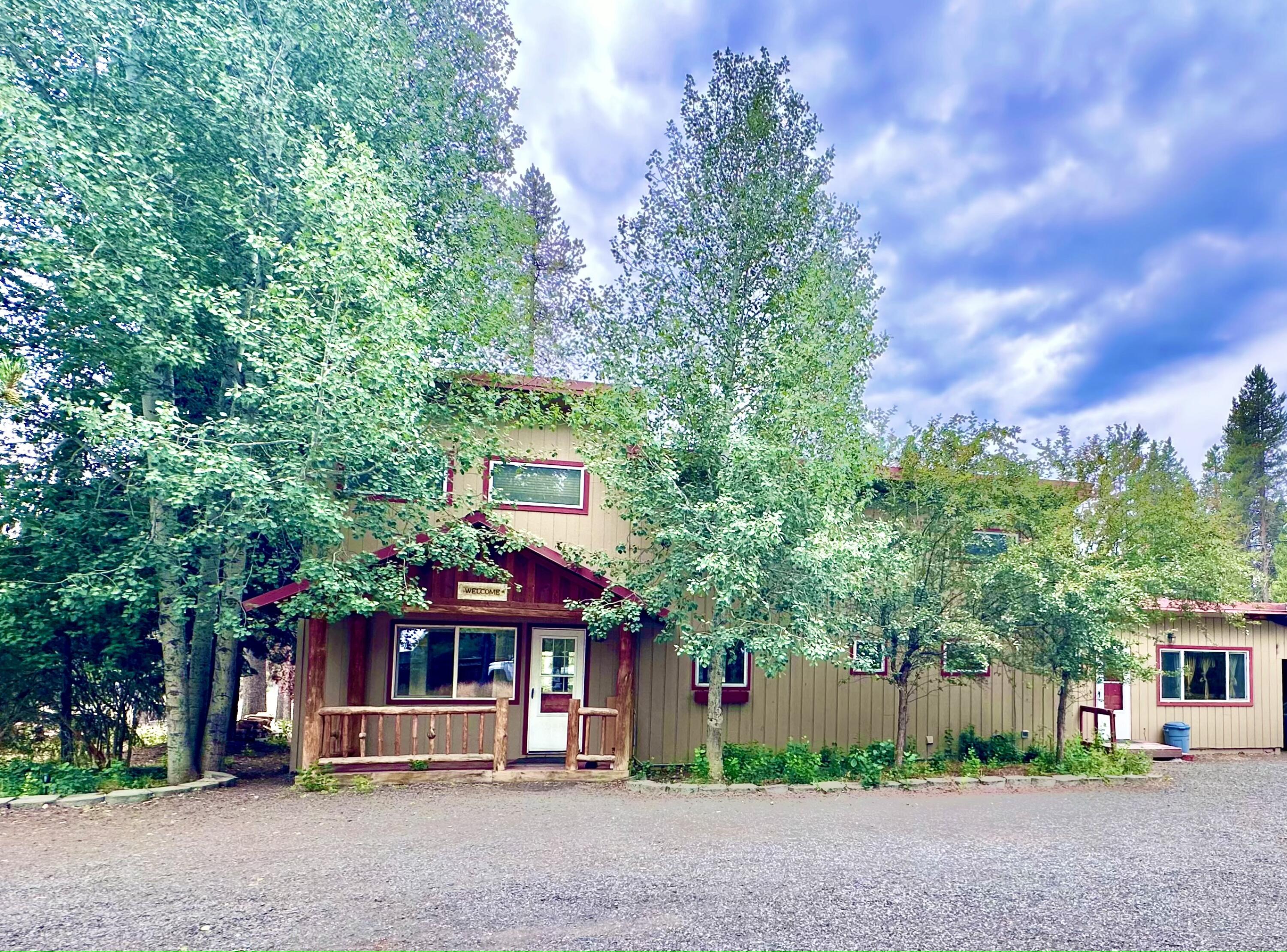Strawn Rd, LA Pine, OR 97739