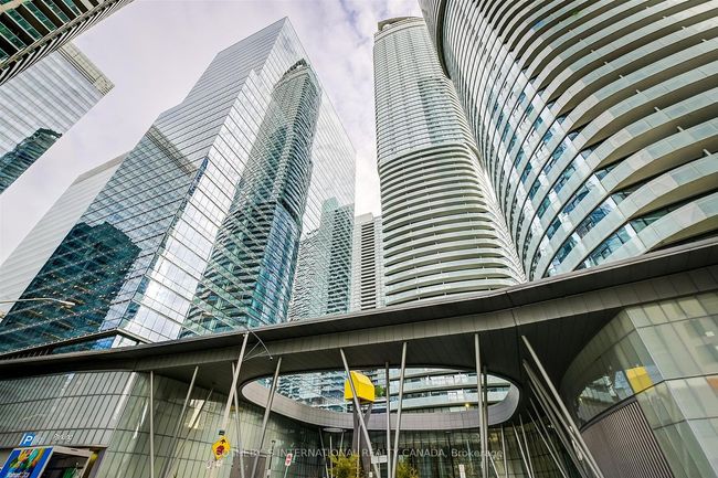 4706 - 14 York St, Condo with 2 bedrooms, 1 bathrooms and null parking in Toronto ON | Image 22