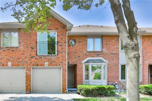 2-4635 Regents Terr, Mississauga, ON, L5R1W8 | Card Image