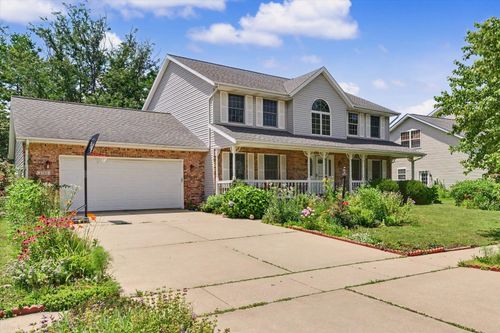 2705 Pine Valley Dr, Champaign, IL, 61822-7599 | Card Image