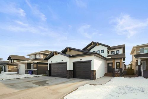 37 Arrowwood Close, Blackfalds, AB, T4M0H9 | Card Image