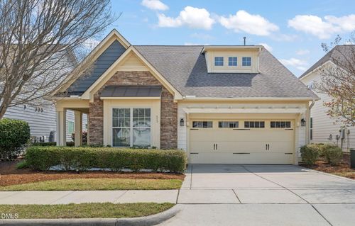 33 Heatherwood Dr, Chapel Hill, NC, 27516-4133 | Card Image