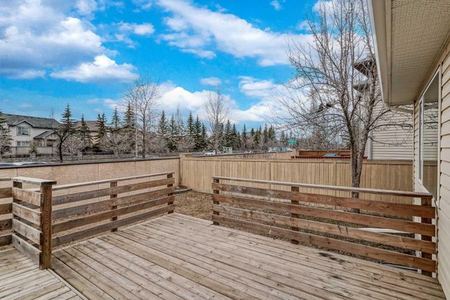 71 Wentworth Circle Sw, Home with 4 bedrooms, 3 bathrooms and 4 parking in Calgary AB | Image 47