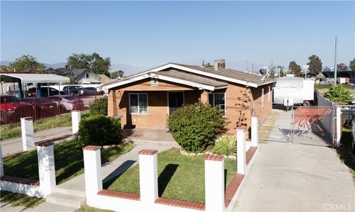 140 N 4th St, Colton, CA, 92324-2262 | Card Image