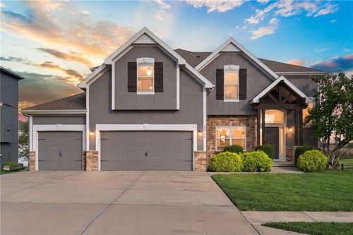 17700 Nw 130th Ter, Platte City, MO, 64079-7964 | Card Image