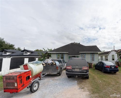 312 N 6th St, Donna, TX, 78537-2606 | Card Image