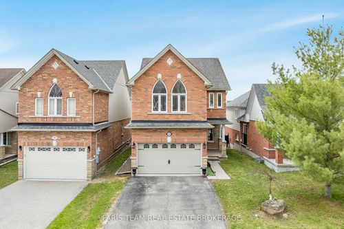 1845 Lamstone St, Innisfil, ON, L9S4Z8 | Card Image