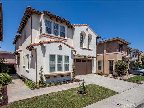 3301 Terrace Ridge Ln, Long Beach, CA, 90804-1203 | Card Image