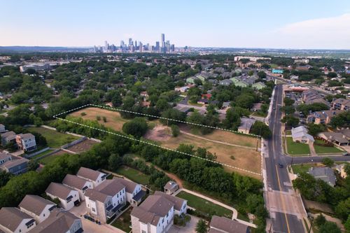 2610 & 2606 Metcalfe Road, Austin, TX, 78741 | Card Image