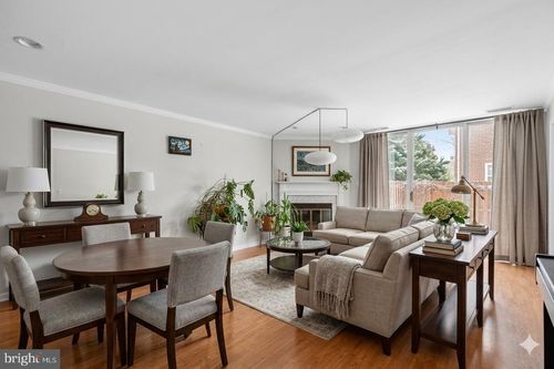 1-939 S Scott St, ARLINGTON, VA, 22204-4526 | Card Image