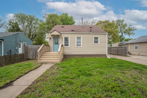 822 E 29th St, Des Moines, IA, 50317-8218 | Card Image