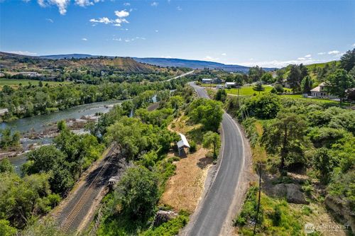2080 Sleepy Hollow Rd, Wenatchee, WA, 98801-9108 | Card Image