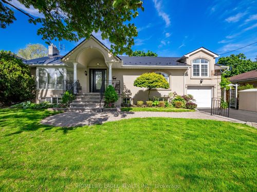 11 Knollside Dr, Richmond Hill, ON, L4C4W7 | Card Image