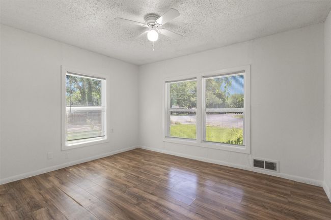 1305 Anthony St, House other with 3 bedrooms, 2 bathrooms and null parking in Gainesville TX | Image 15