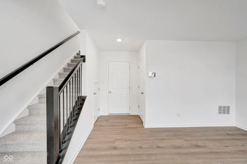 4502 Yellowwood Ct, Indianapolis, IN, 46260 | Card Image