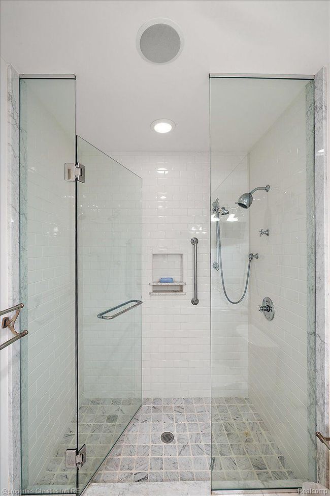 699 Abbey St, House other with 4 bedrooms, 6 bathrooms and null parking in Birmingham MI | Image 36