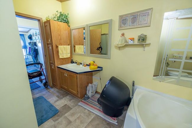 Bathroom with vanity | Image 10