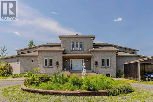 490 Montée Lajeunesse, Alfred, ON, K0B1A0 | Card Image