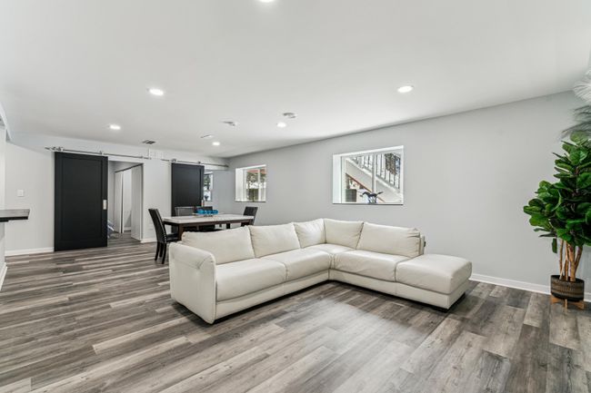 Family room / Entertainment room Basement. | Image 22