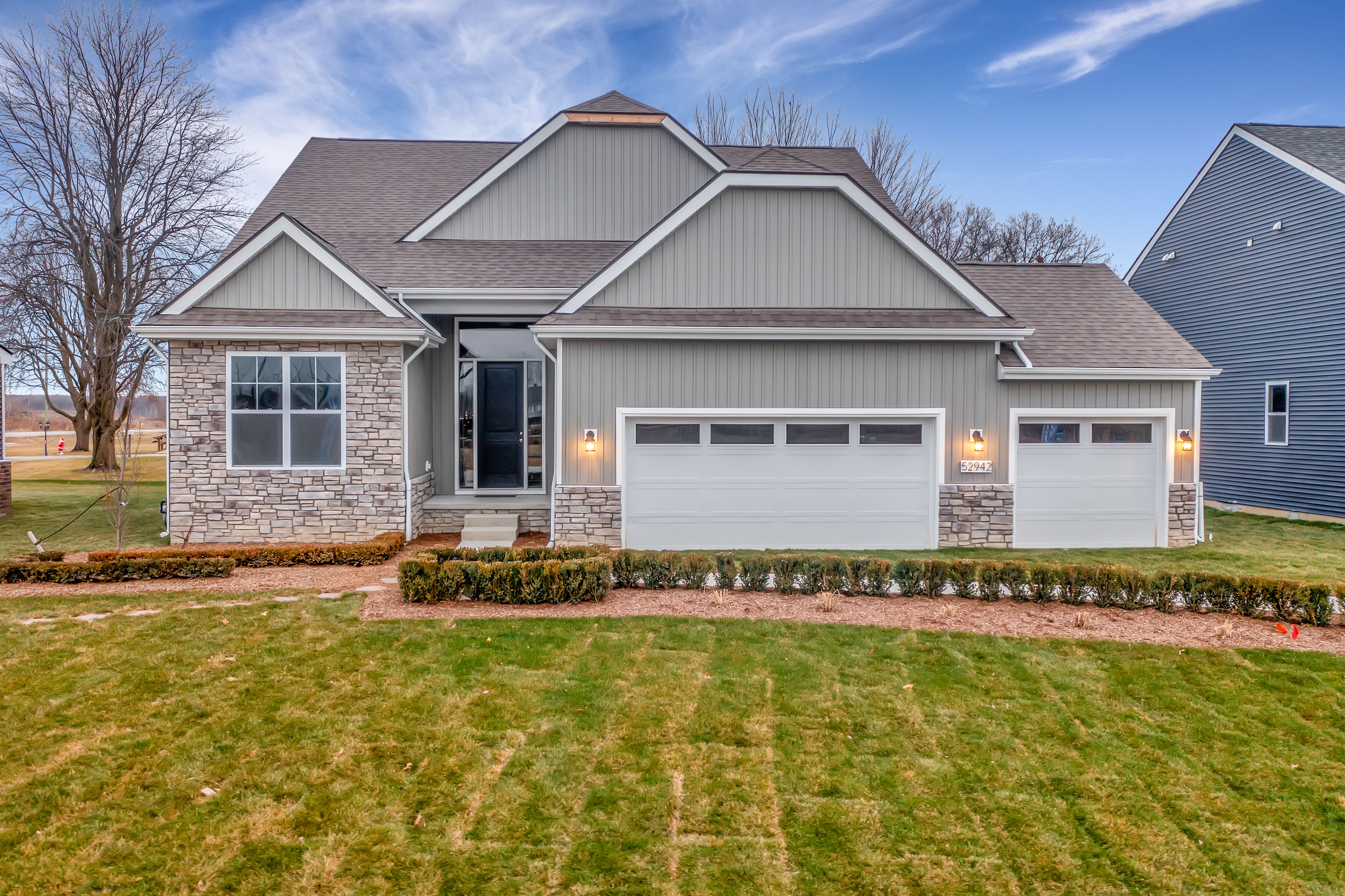 Wellington Valley Dr, Macomb, MI 48042