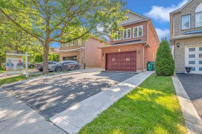 12 Cedarwood Cres, House other with 3 bedrooms, 4 bathrooms and 6 parking in Brampton ON | Image 3